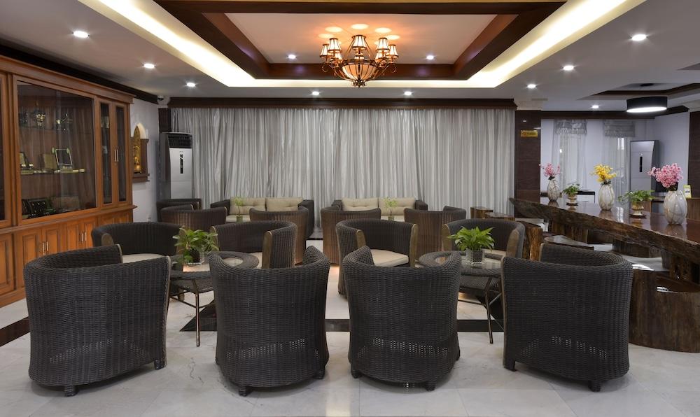 The Regency Hotel Bagan Exterior photo