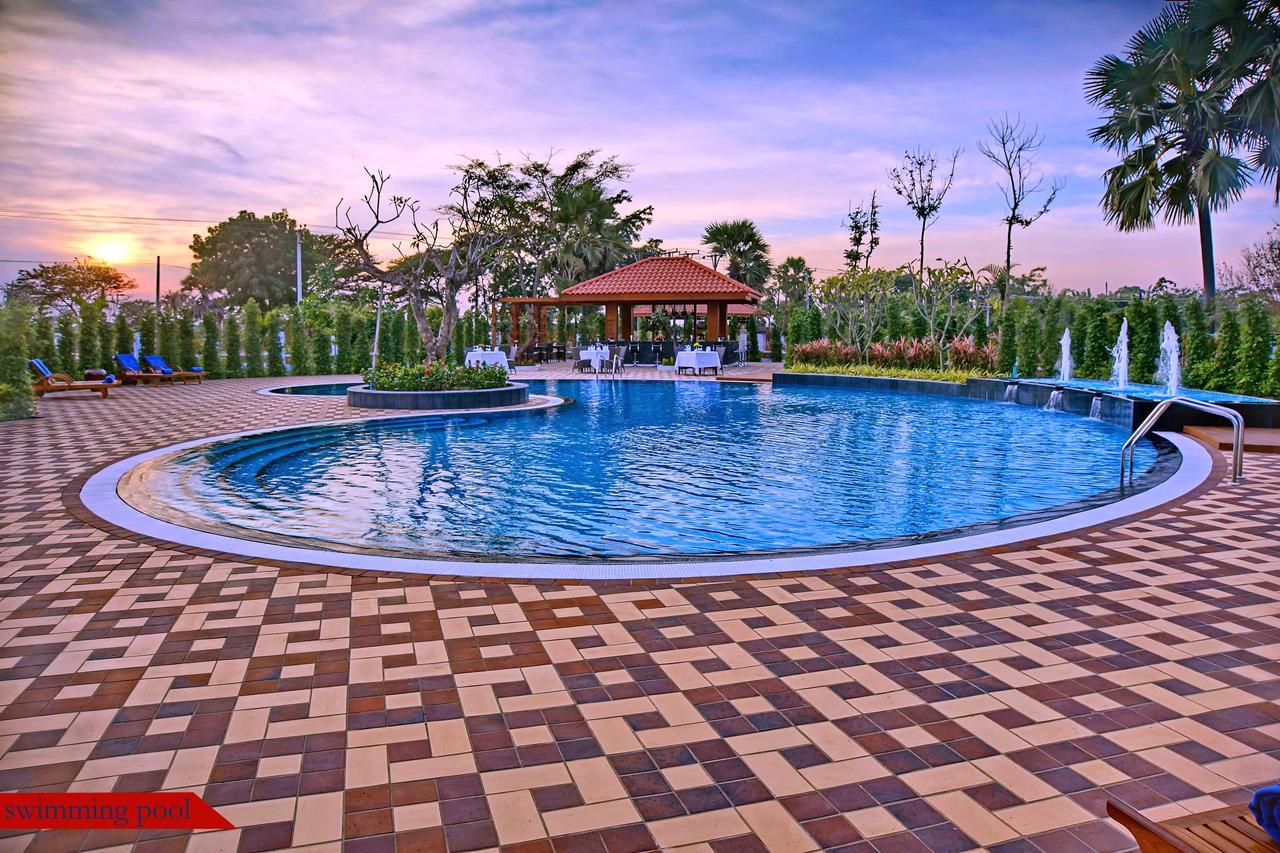 The Regency Hotel Bagan Exterior photo