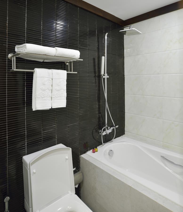 The Regency Hotel Bagan Exterior photo