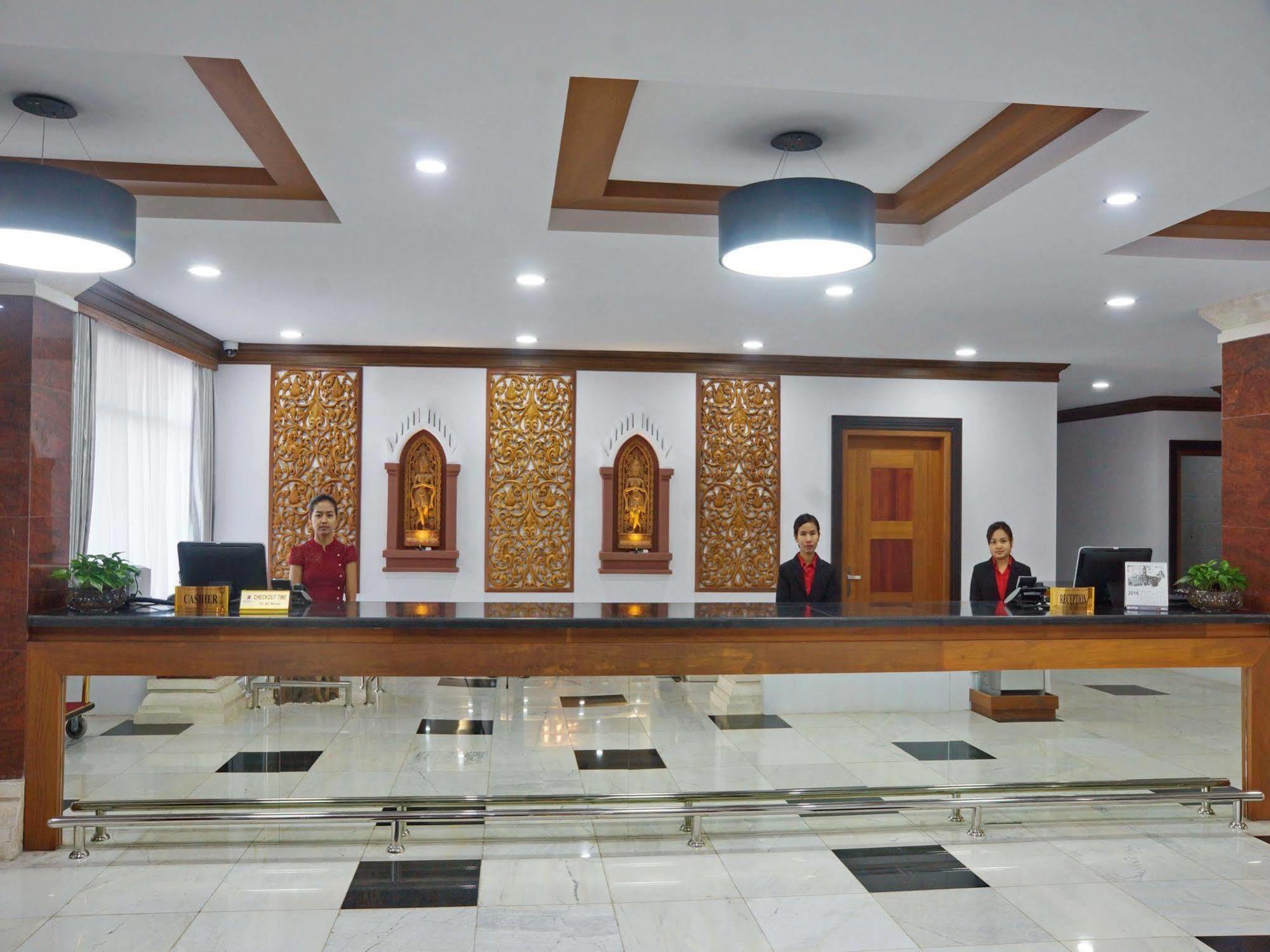 The Regency Hotel Bagan Exterior photo
