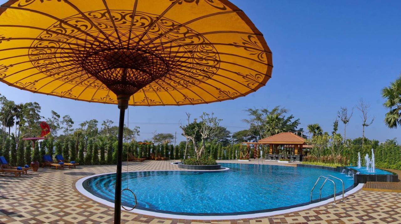 The Regency Hotel Bagan Exterior photo